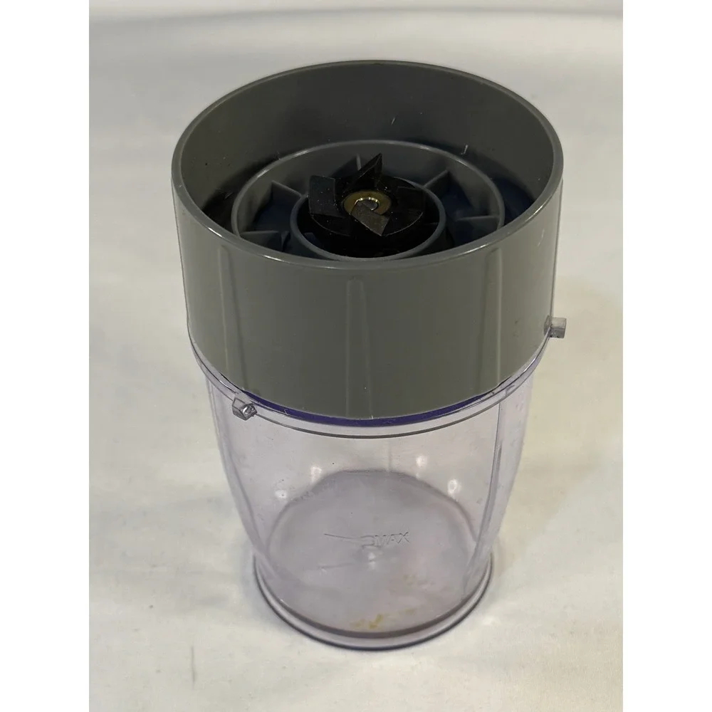 New with Scratches and Marks Gray Lid Blender Cup 4
